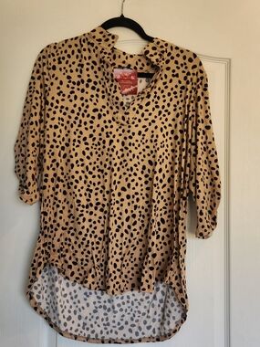 Hemish Usa Beige Animal-Spot V-Neck Blouse M Euc